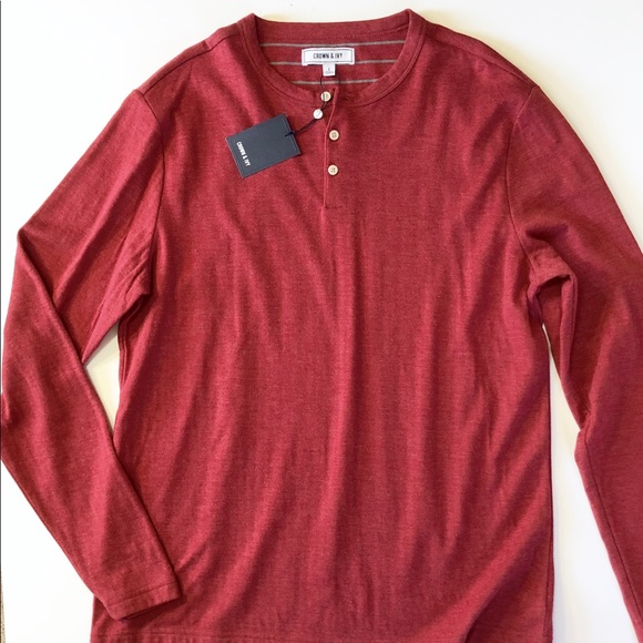 Crown & Ivy Red long Sleeve Knit Top - Picture 1 of 5